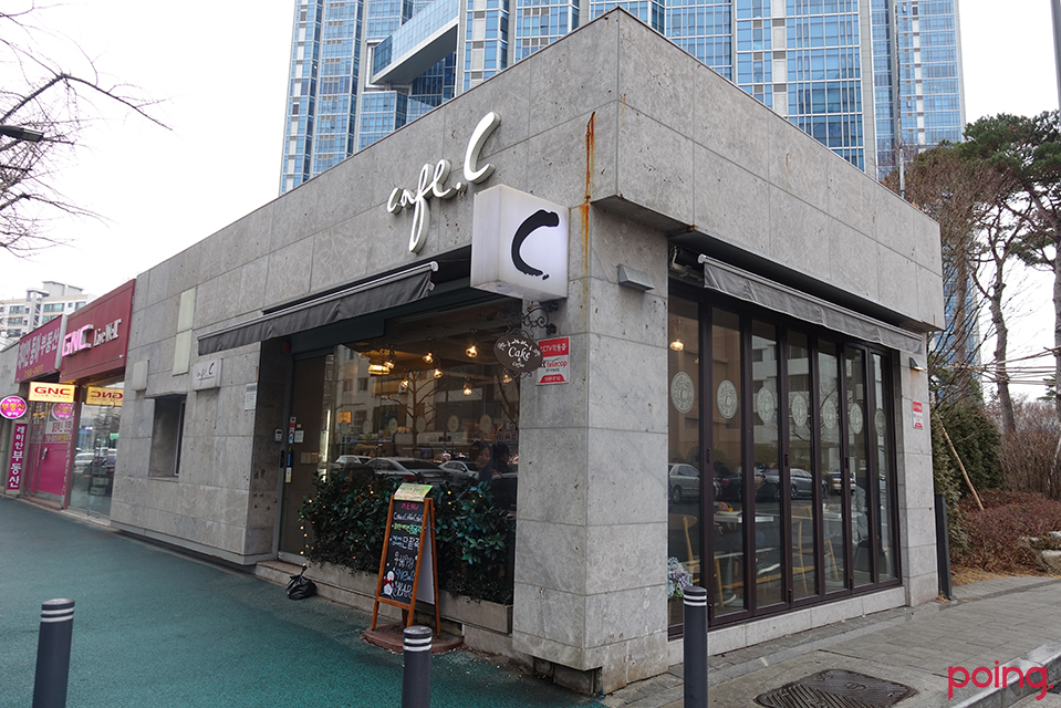			카페씨 - 동부이촌동/카페/베이커리 | 미식가이드, 포잉		 카페씨 | 미식가이드, 포잉